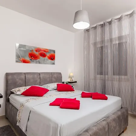 Apartment Stuck In The Moment