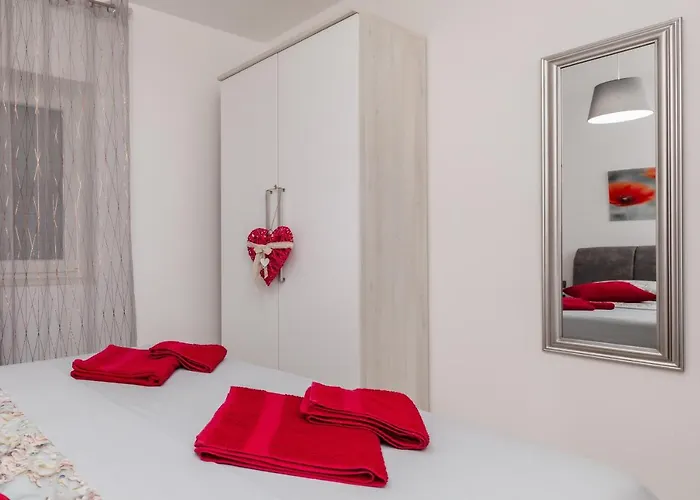 Apartment Stuck In The Moment